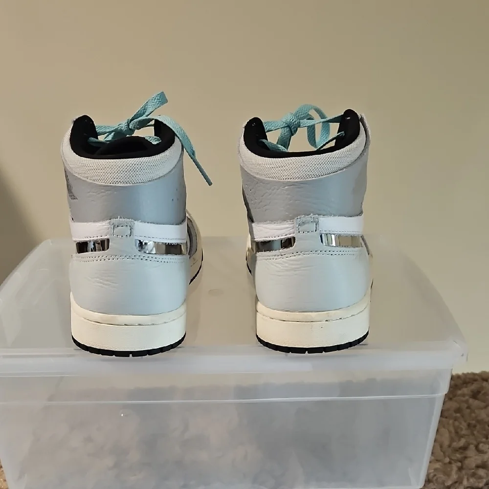 Nike Women's High-Top Sneakers in White, Light Blue, and Silver - Picture 5 of 5